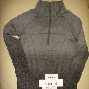 Ivivva by Lululemon Girl fly tech pullover with zipper grey, thumbholes size 8